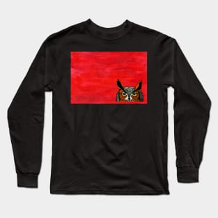 Peaking Great Horned Owl Long Sleeve T-Shirt